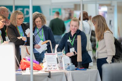Ergoterapeutisk udstyr på stand
